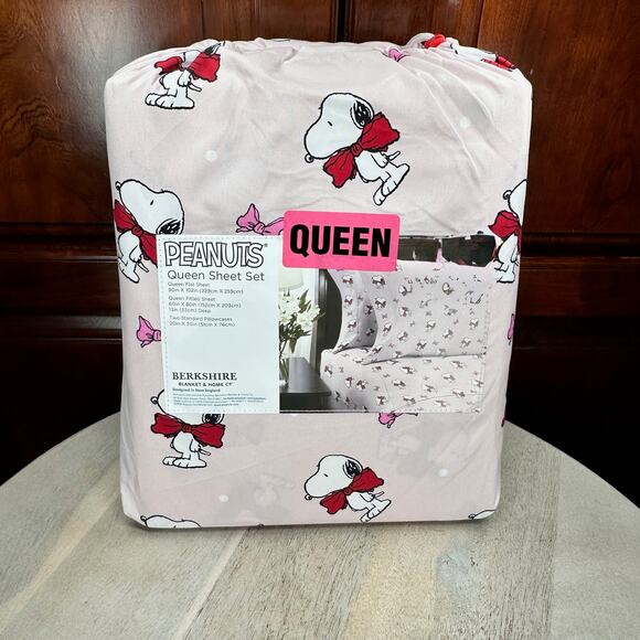 Peanuts Snoopy Bows Queen Sheet Set Pink Berkshire Holiday Christmas Bedding NEW - Picture 6 of 12